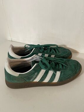 Adidas Spezial in Green Suede